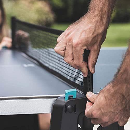 Klappbare CORNILLEAU 200X Outdoor Tischtennisplatte für den Garten